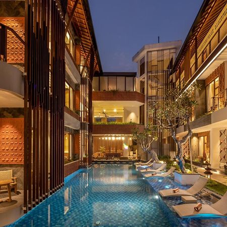 Mokko Suites Batubelig Canggu Exterior foto