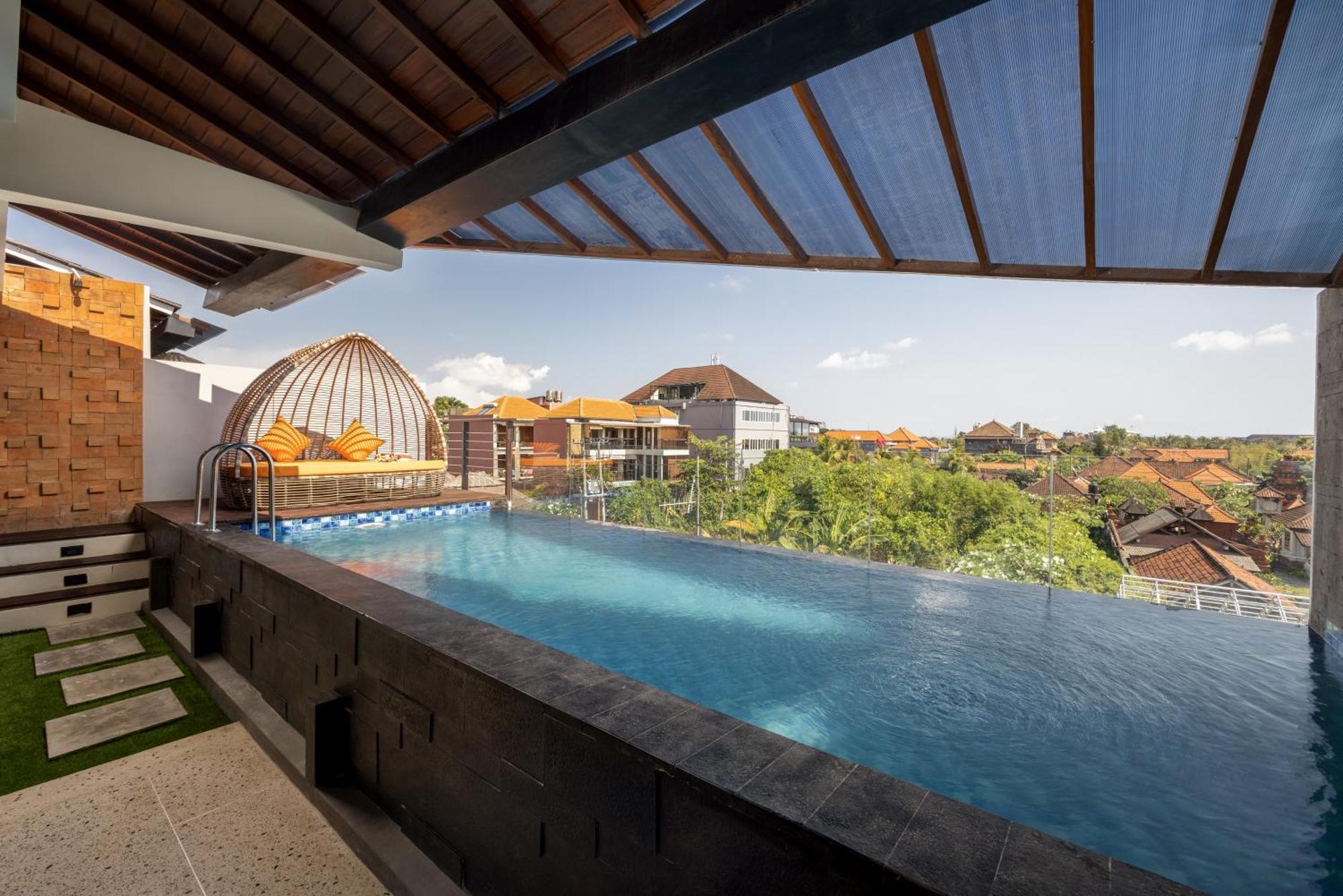 Mokko Suites Batubelig Canggu Exterior foto
