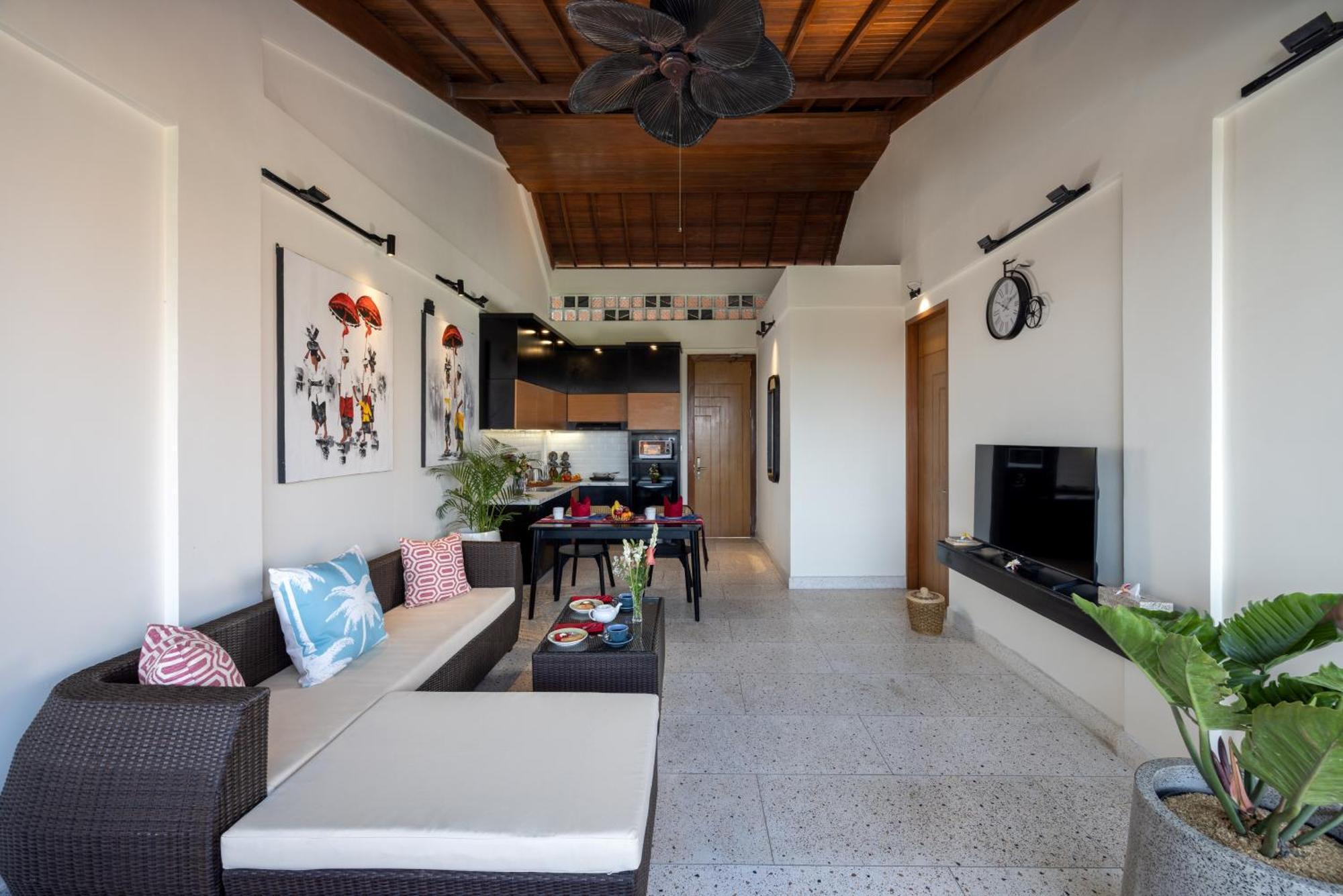Mokko Suites Batubelig Canggu Exterior foto