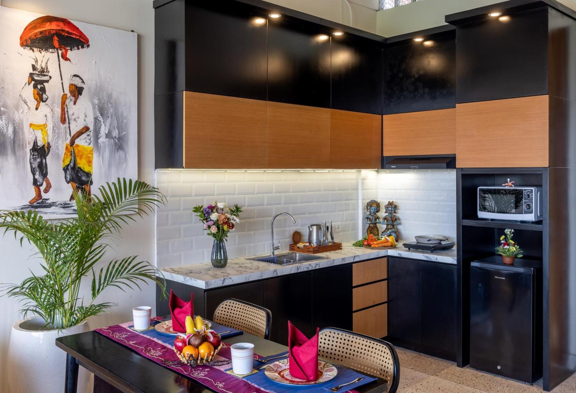 Mokko Suites Batubelig Canggu Exterior foto